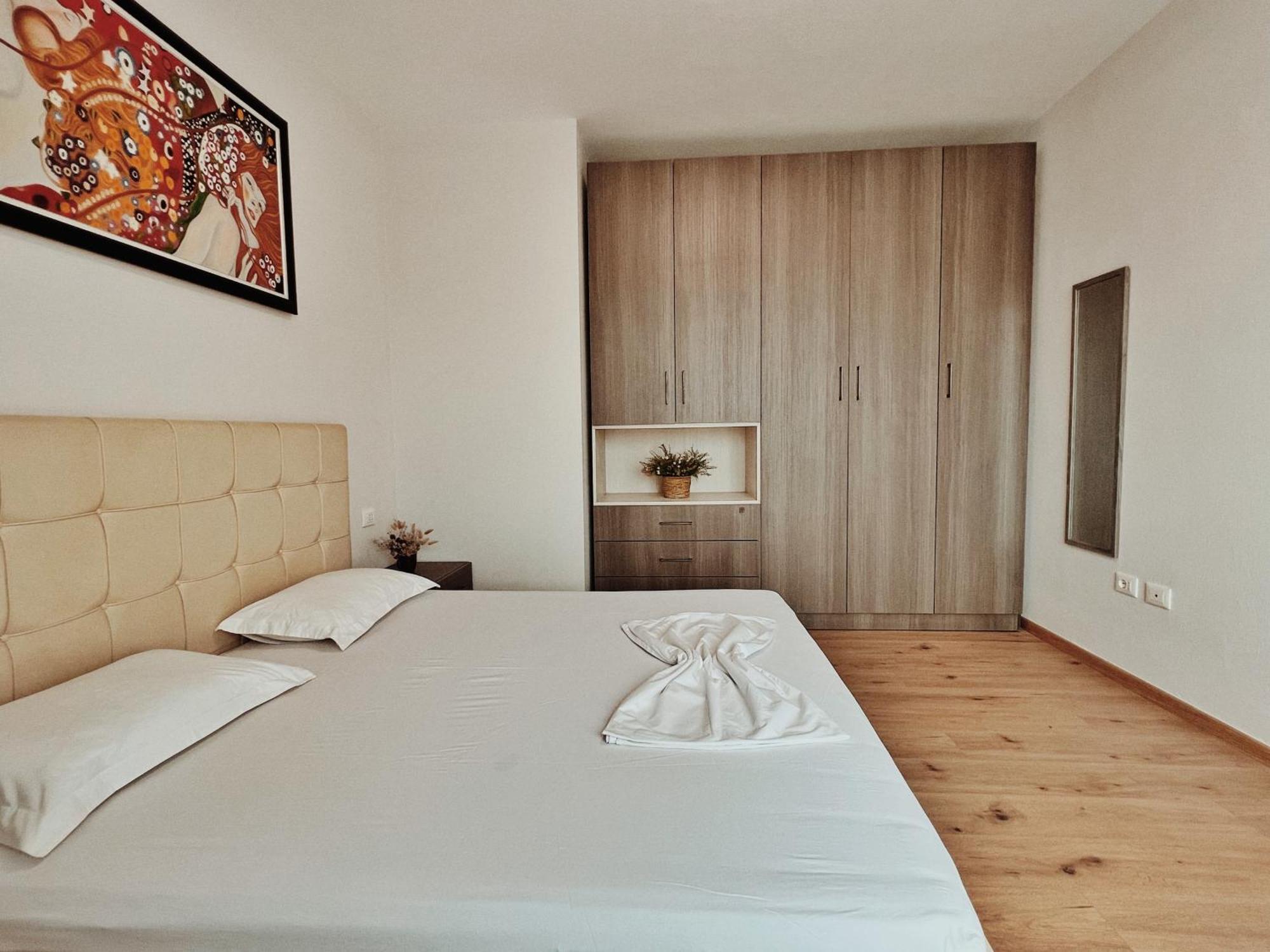 Cozy Rooftop Apartment - Your Home, Away From Home! Tiranë Ngoại thất bức ảnh